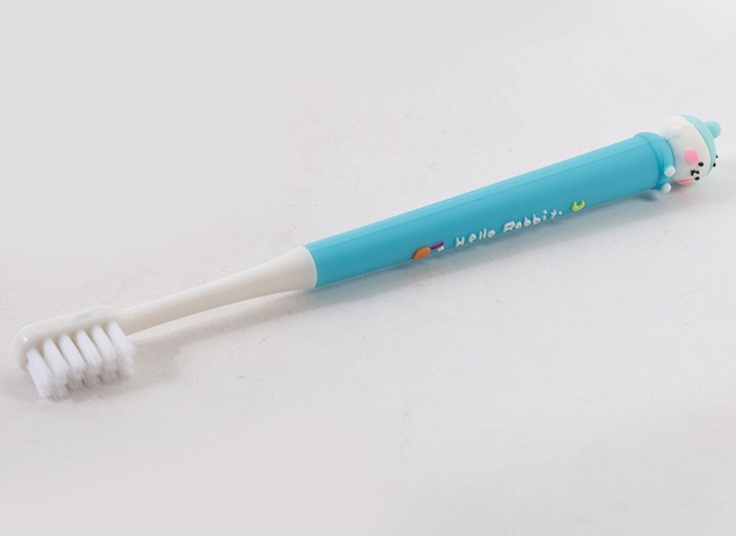 مسواک بچگانه فانتزی