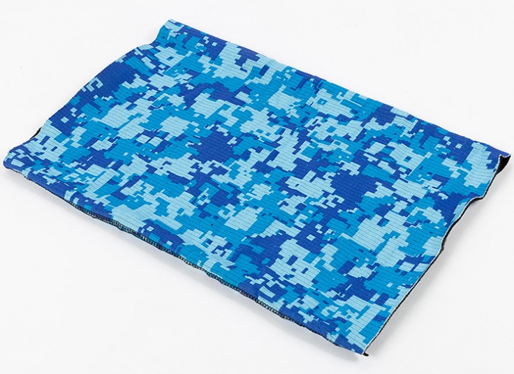 اسکارف طرح دار