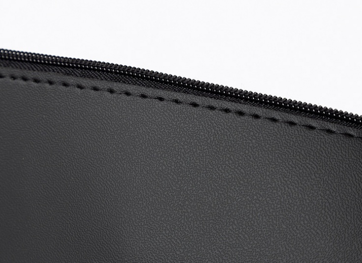 کیف دوشی زنانه Valentino