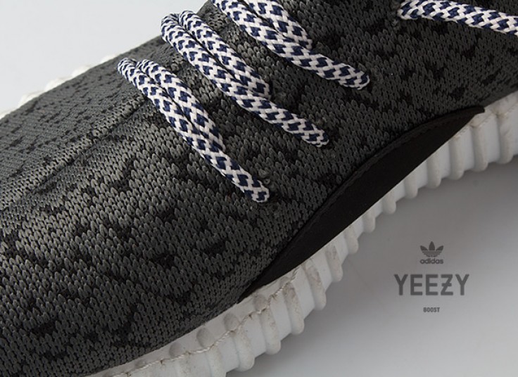 کفش زنانه و مردانه YEEZY