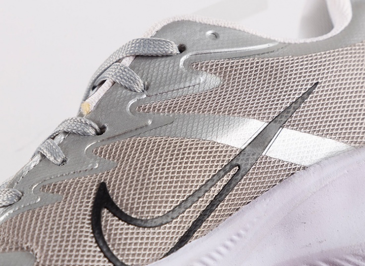 کتانی زنانه طرح NIKE 