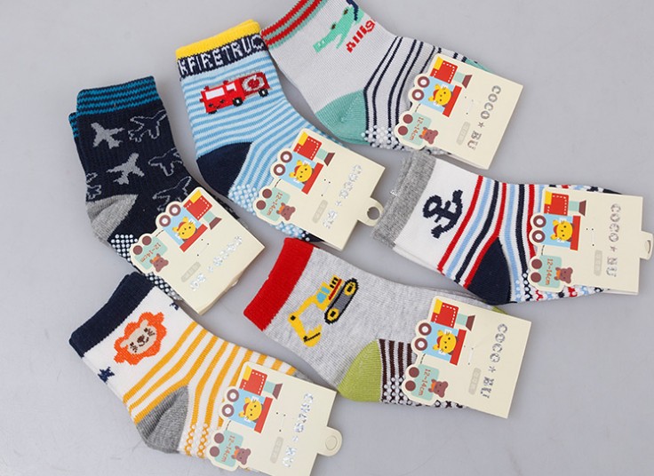 جوراب طرحدار بچگانه COCO BU