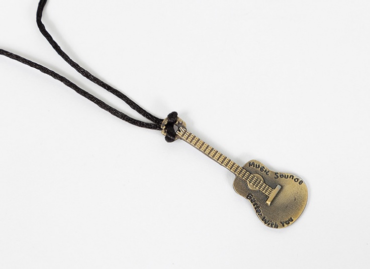 گردنبند طرحدار