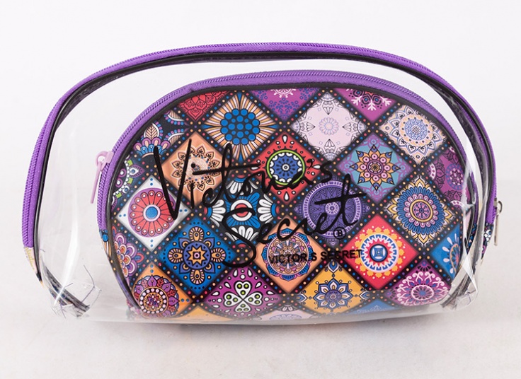 کیف آرایش طلقی