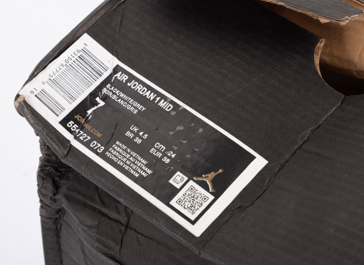 کتانی زنانه Nike Air Jordan 1