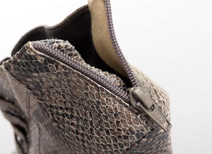 نیم بوت پاشنه دار زنانه COMPAGNA