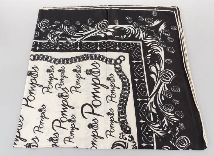 روسری ساتن دست دوز SiNEM