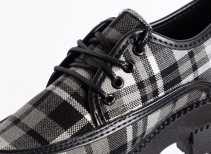 کفش زنانه طرح Burberry