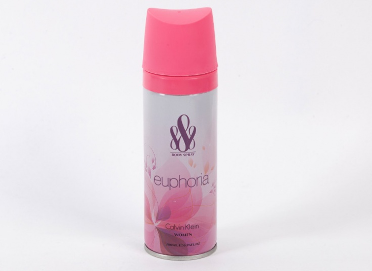 اسپری خوشبوکننده بدن 888