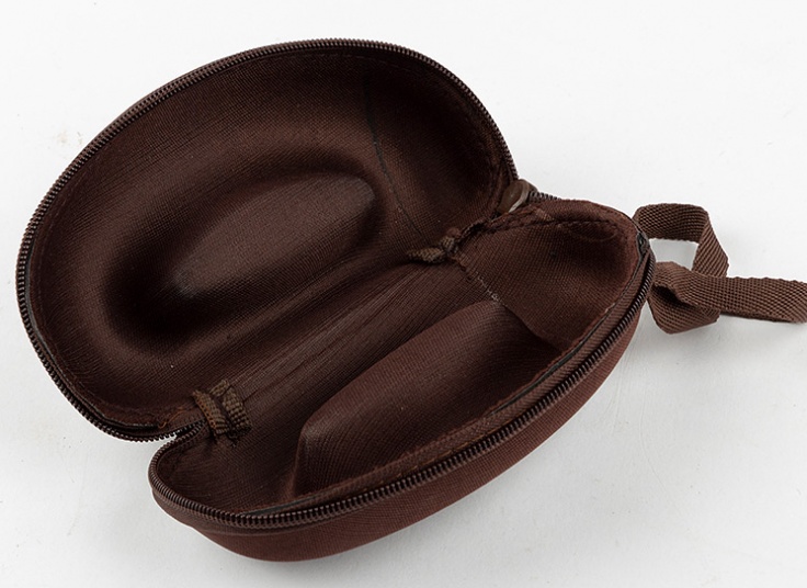 کیف عینک بند دار