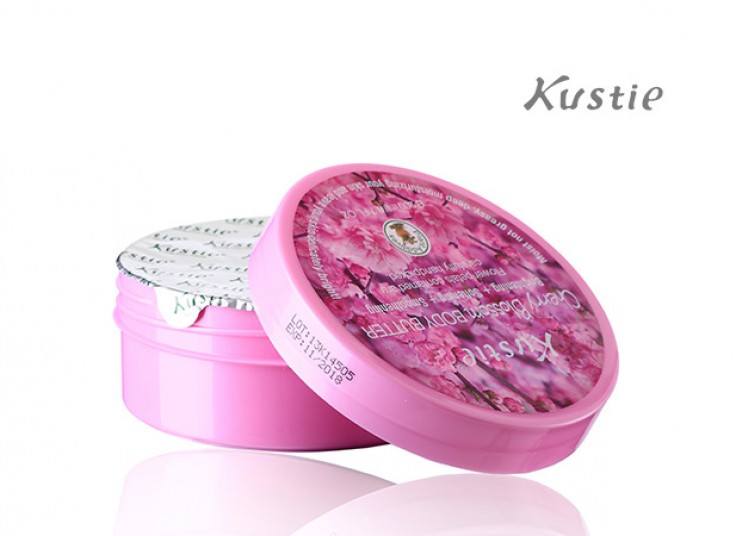 محصولات بهداشتی پوست Kustie