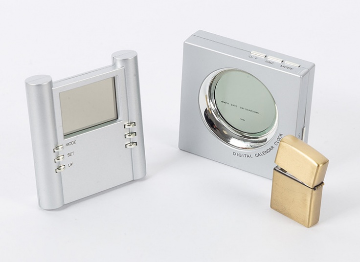 ساعت رومیزی دیجیتال