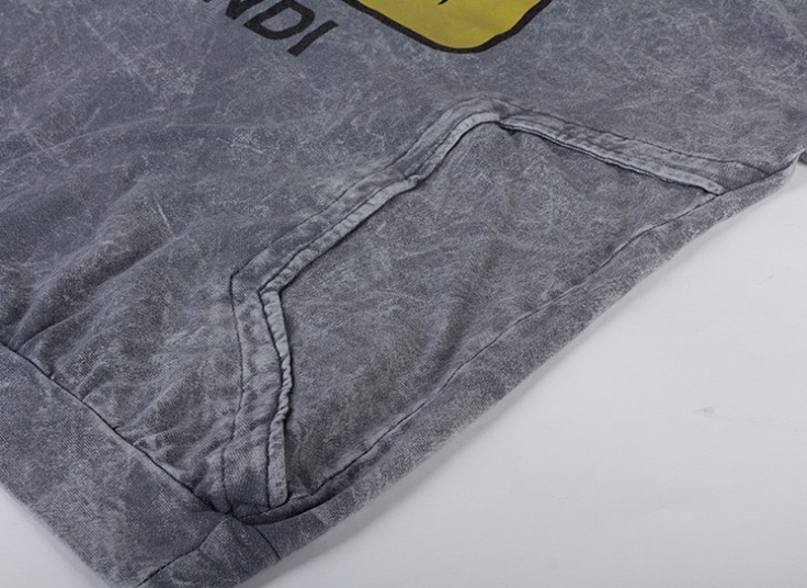 بلوز زنانه کلاهدار FENDI