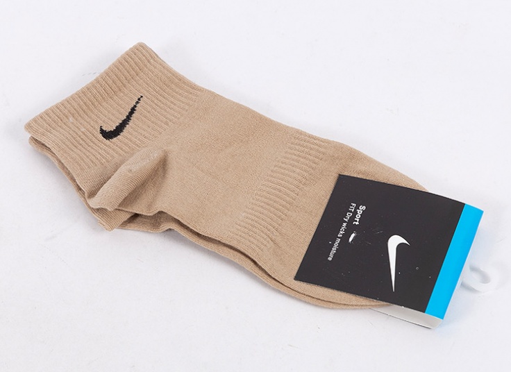 جوراب اسپرت طرح NIKE