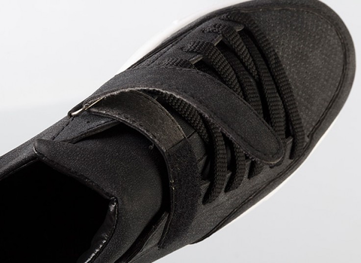 کفش اسنیکرز زنانه Karbin