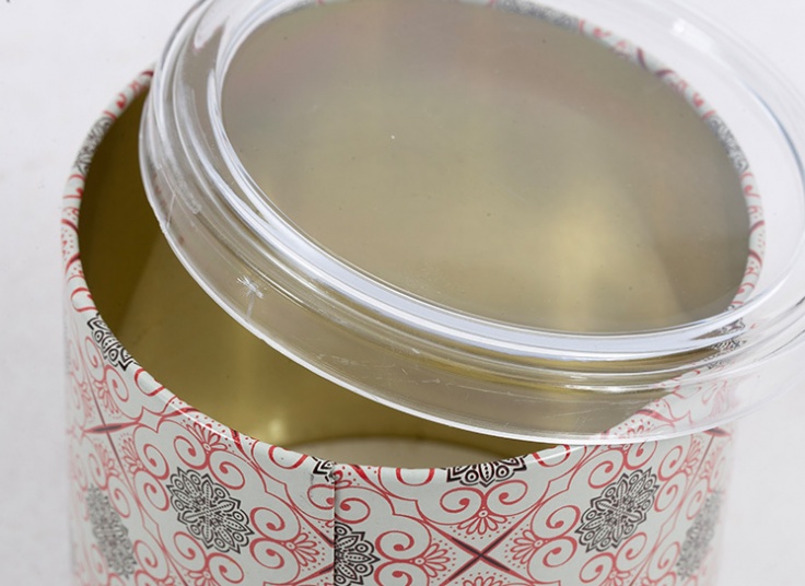 قوطی فلزی درب کریستالی