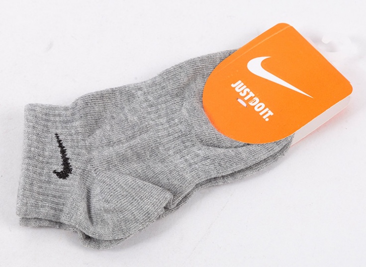 جوراب مچی بچگانه طرح NIKE