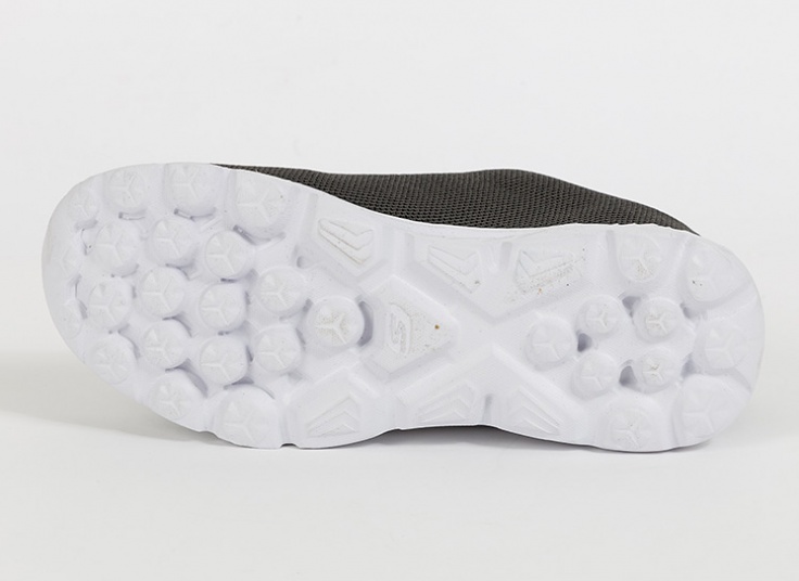 کتانی زنانه Skechers