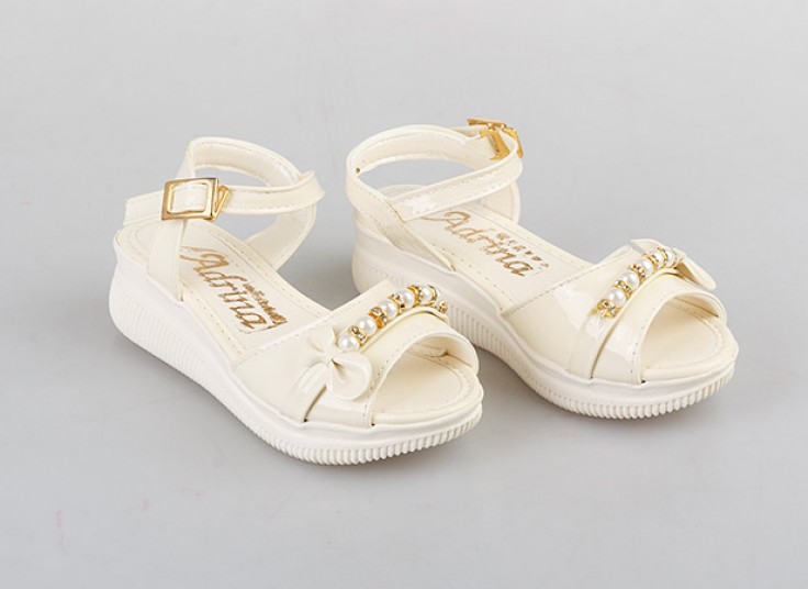 صندل دخترانه Adrina