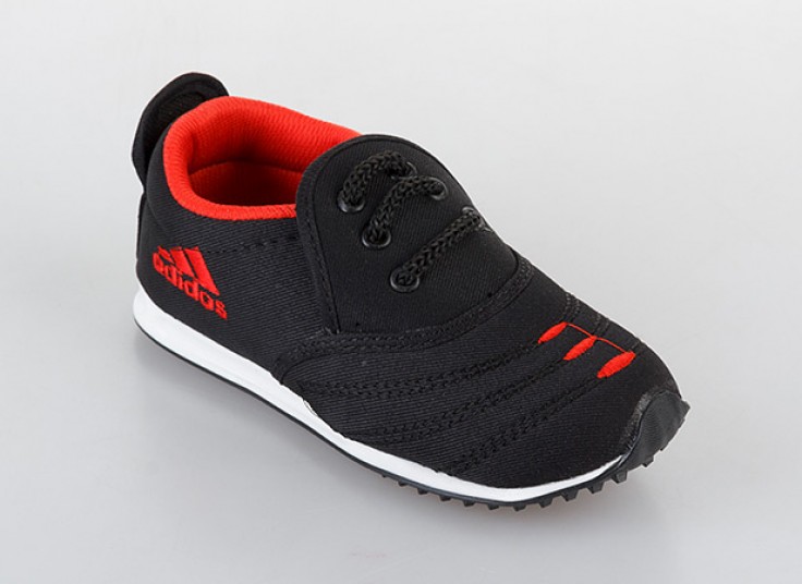 کفش بچگانه طرح adidas