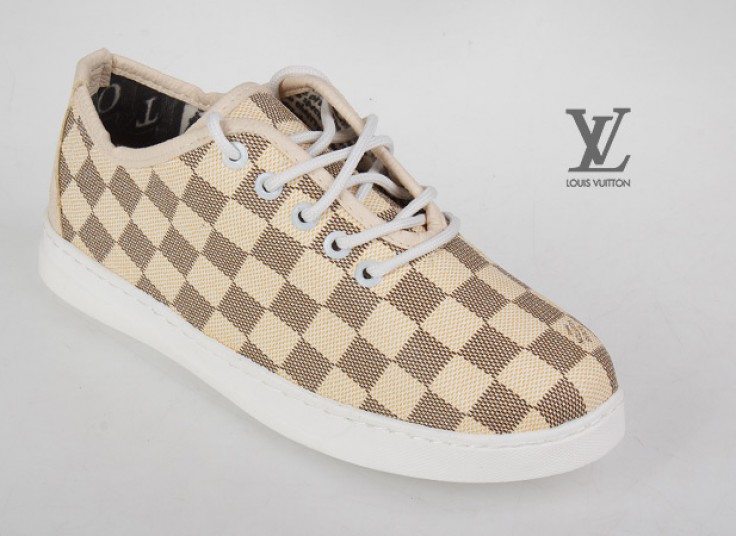 کفش اسنیکرز طرح LV