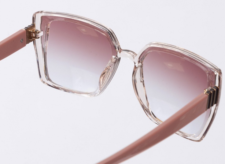 عینک آفتابی زنانه Fadeinr مدل 3363