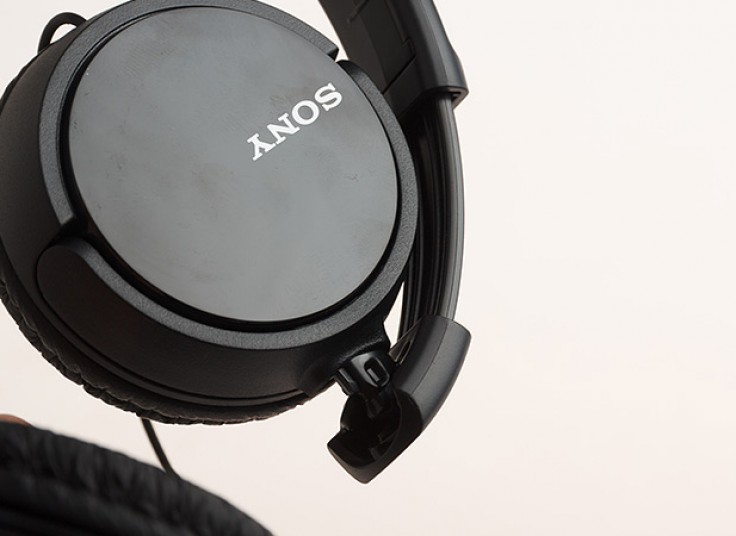 هدست SONY مدل  MDR-ZX110AP