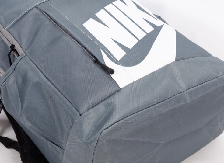 کوله پشتی طرح Nike