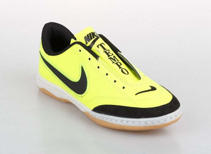 کفش فوتبالی طرح NIKE