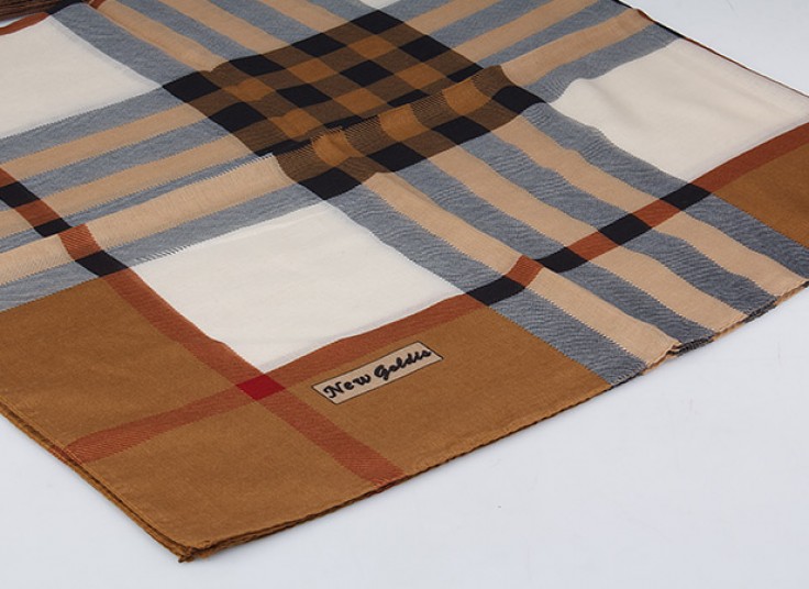 شال و روسری طرح Burberry