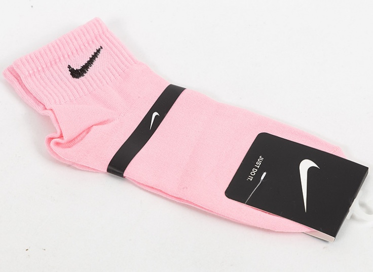 جوراب ساق کوتاه طرح Nike