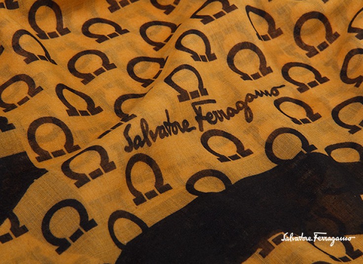 روسری نخی Salvatore Ferragamo