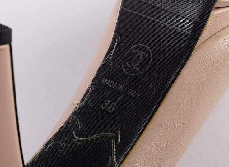 کفش پاشنه دار چرم طبیعی Chanel