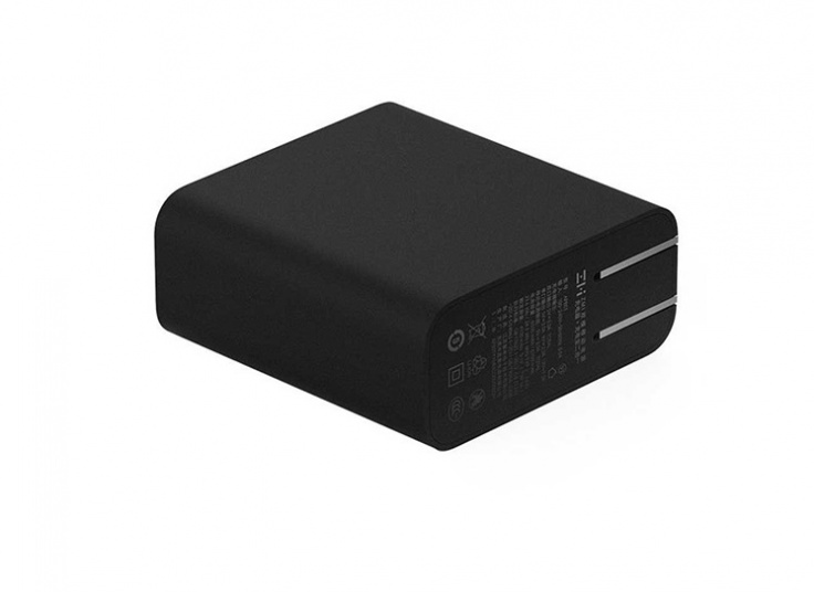 پاوربانک و آداپتور شارژر Xiaomi ZMI