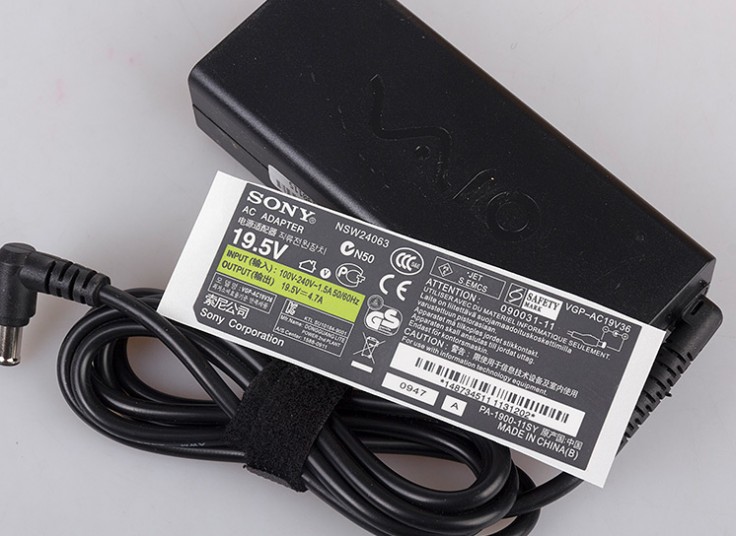 انواع شارژر لپ تاپ