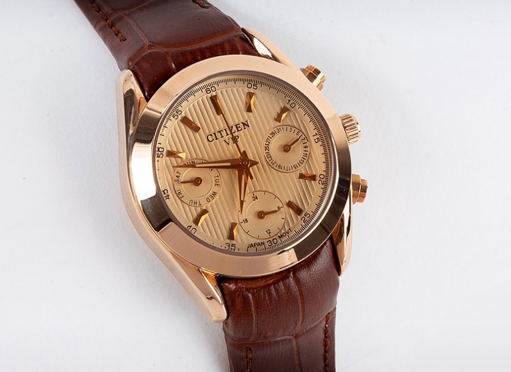 ساعت مچی مردانه و زنانه Citizen مدل1526