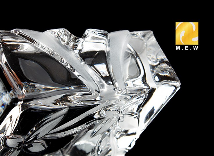 زیر سیگاری بلور تراش دار MEW