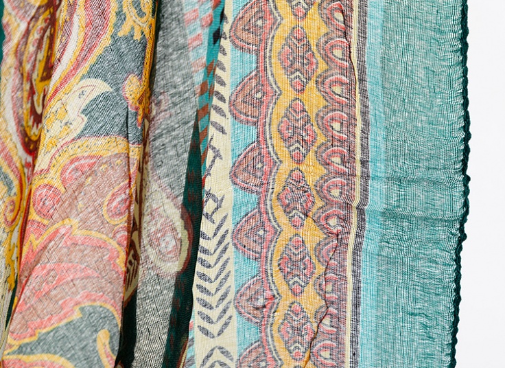 روسری سنتی حاشیه ساده