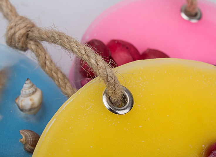 شمع آویز عطری