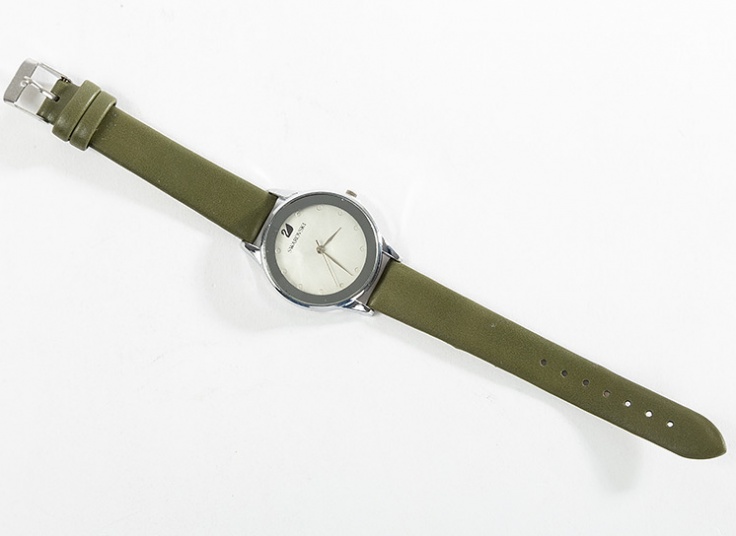 ساعت زنانه طرح Swarovski