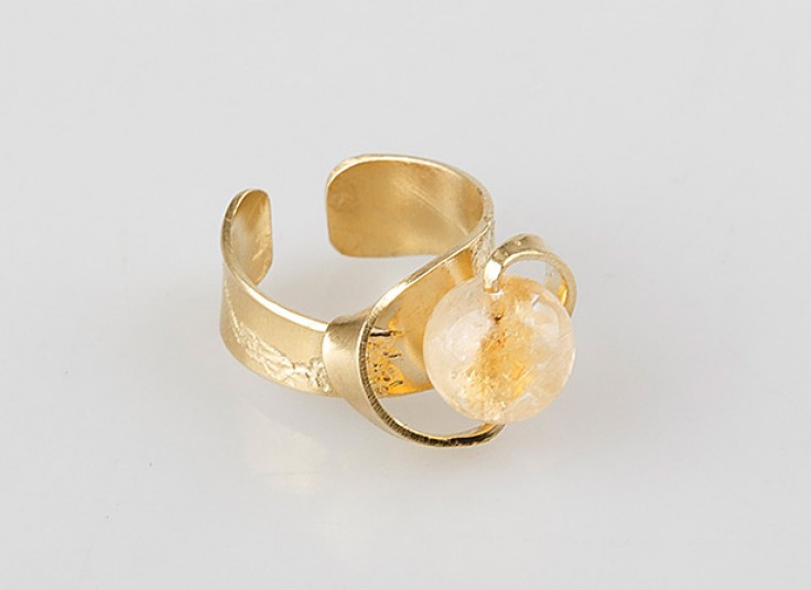 انگشتر ماه تولد