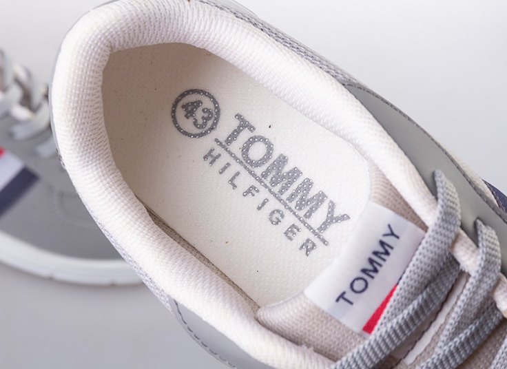 کفش کتانی مردانه طرح TOMMY