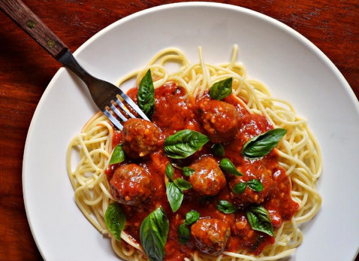 رستوران نارون هتل پارسیان انقلاب