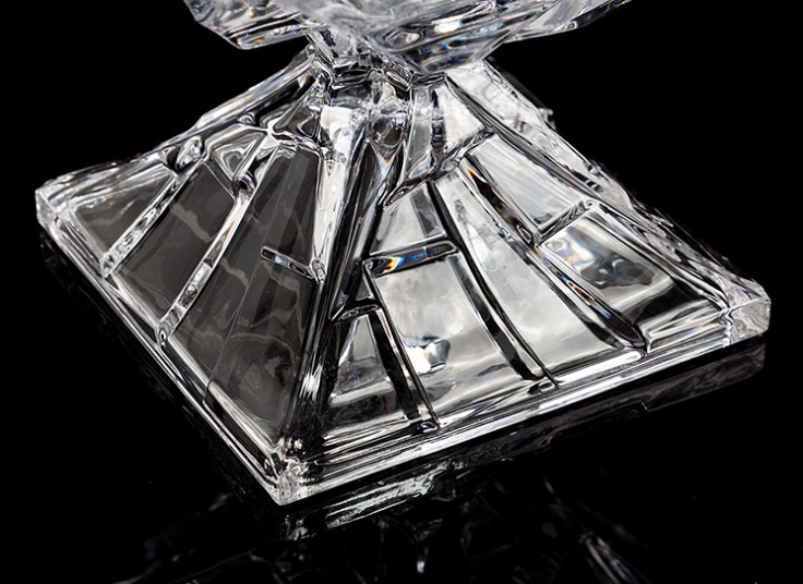 میوه خوری پایه دار