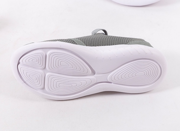 کتانی زنانه طرح Nike