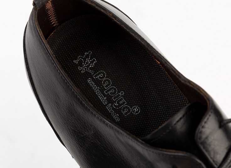 انواع کفش چرم طبیعی مردانه Metallica