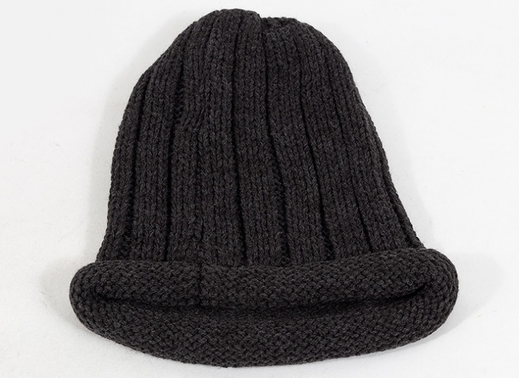 کلاه بافت لبه برگردون