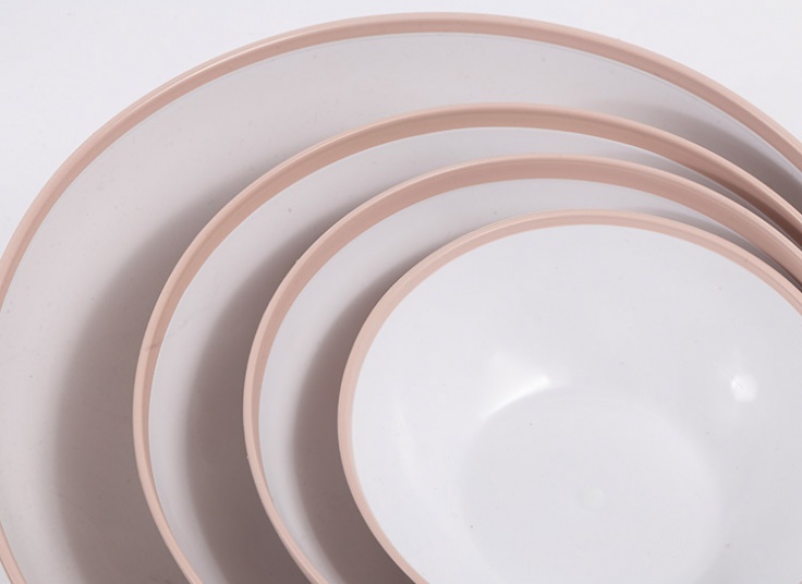 کاسه خالدار 4 تکه Ucsan