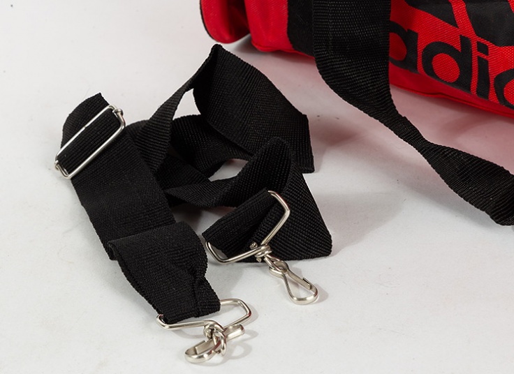 ساک ورزشی طرح adidas