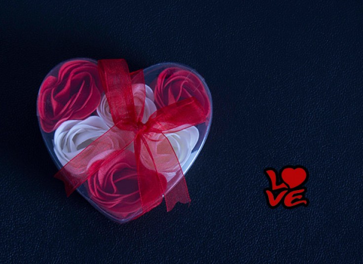 گل صابونی عطر Love